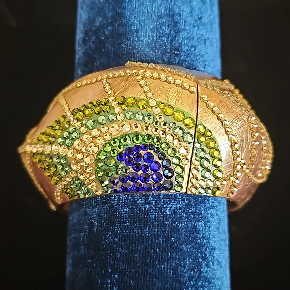 Stunning Gold Rhinestone Peacock Bracelet - Picture 1 of 5